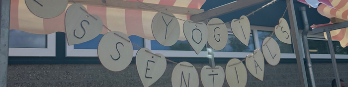 Yogi Essentials Kraam