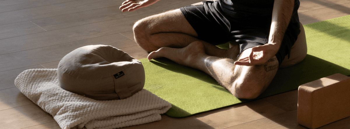 Yoga accessoires voor een ontspannen en bewuste practice
