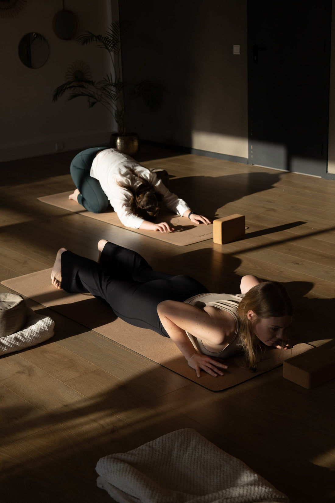 Yoga voor een rustige geest: hoe yoga helpt bij stressvermindering